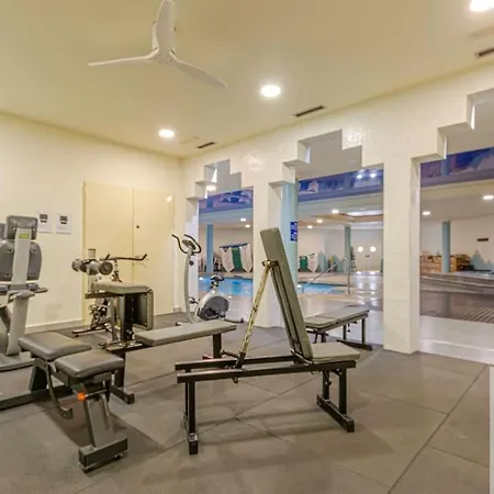 아파트 2 Bdr With Heated Pool & Jacuzzi 베날마데나코스타