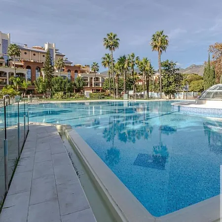 2 Bdr With Heated Pool & Jacuzzi * 베날마데나코스타