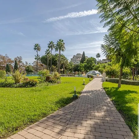 2 Bdr With Heated Pool & Jacuzzi * Benalmadena